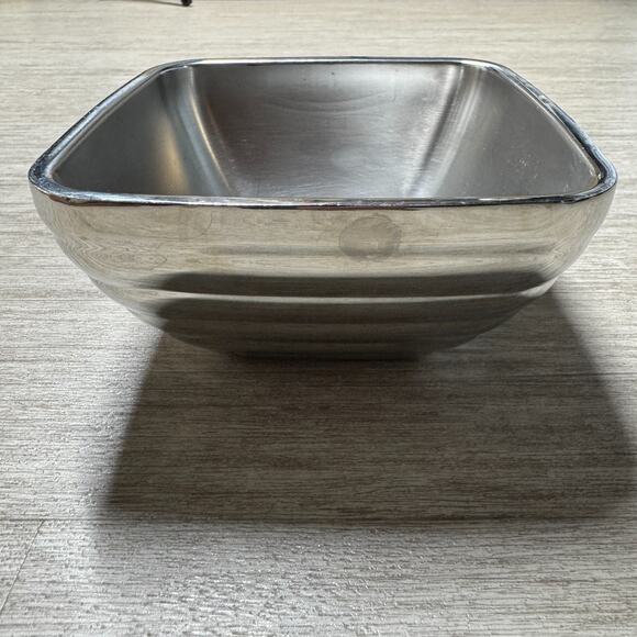 Vollrath 18-8 47637 Double Wall Stainless Steel Beehive Bowl Square Dish 5" - Picture 3 of 7